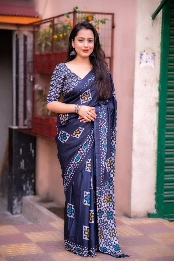 Designer Sarees - Image 3