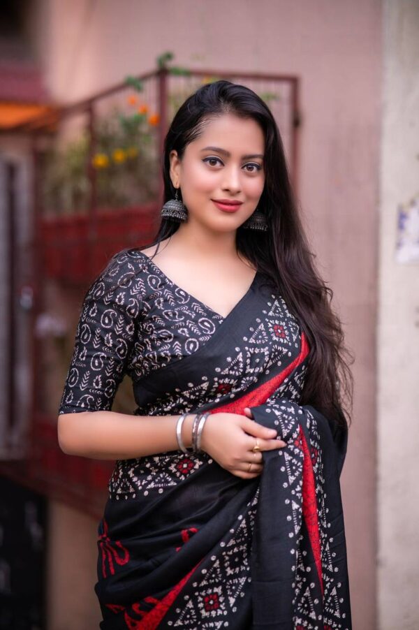 Designer Sarees - Image 5