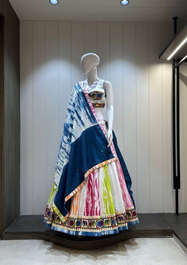Lehenga Chaniya Choli - Image 2