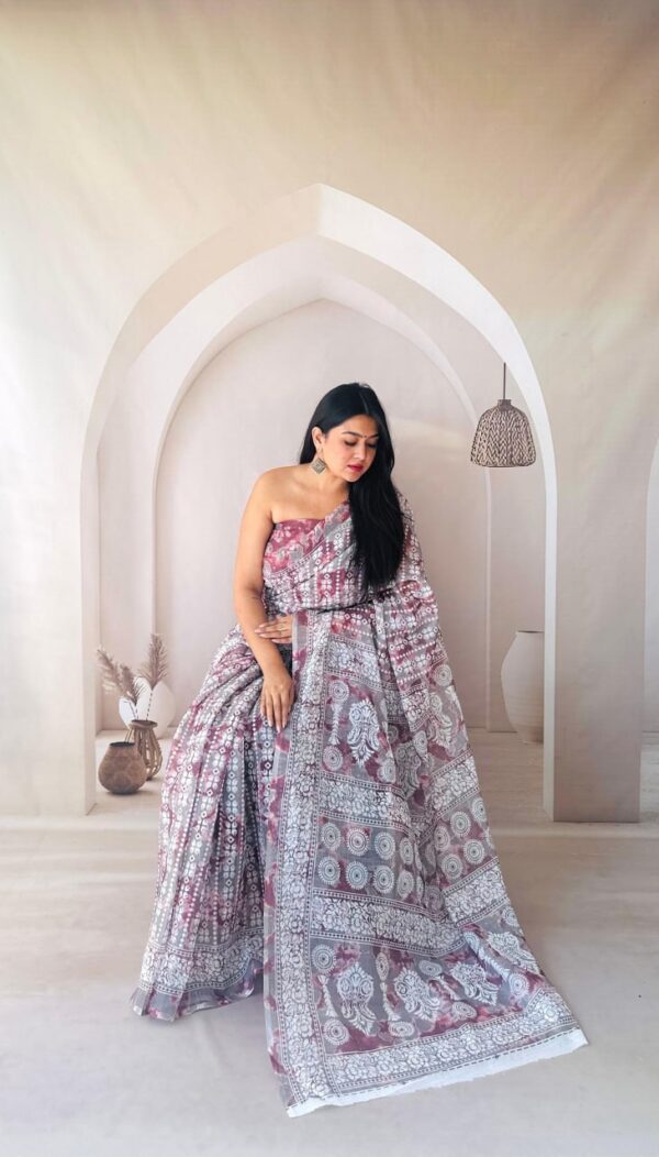 Designer Linen Sarees - Image 4